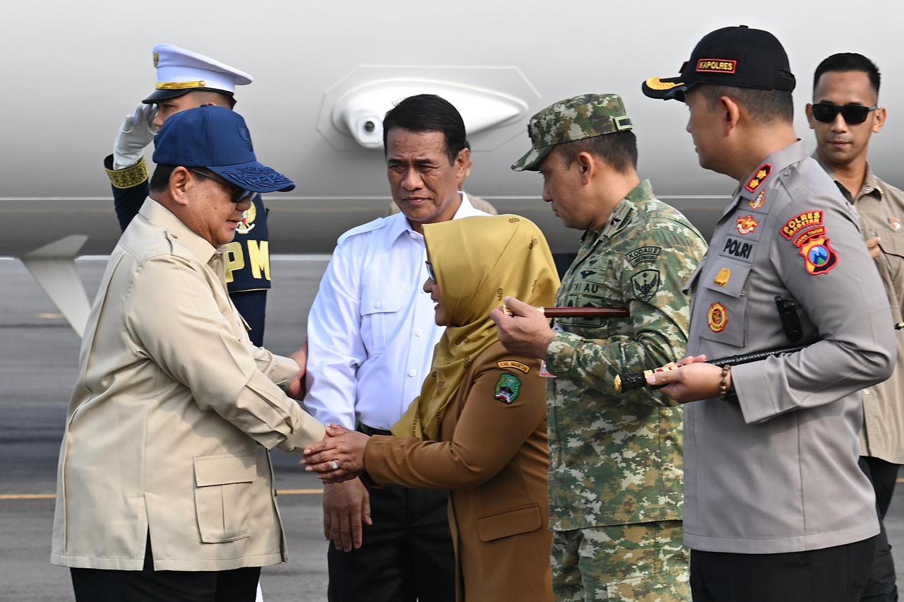 Presiden Prabowo Resmikan SPPG Polri, Museum Ibu Marsinah hingga Panen Raya Jagung di Jatim