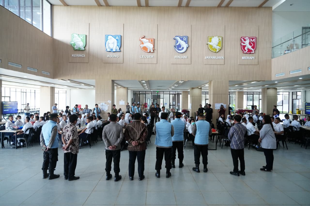Polri Hadirkan Sekolah Unggulan Berstandar Dunia, 297 Siswa Mulai Tempati Kampus